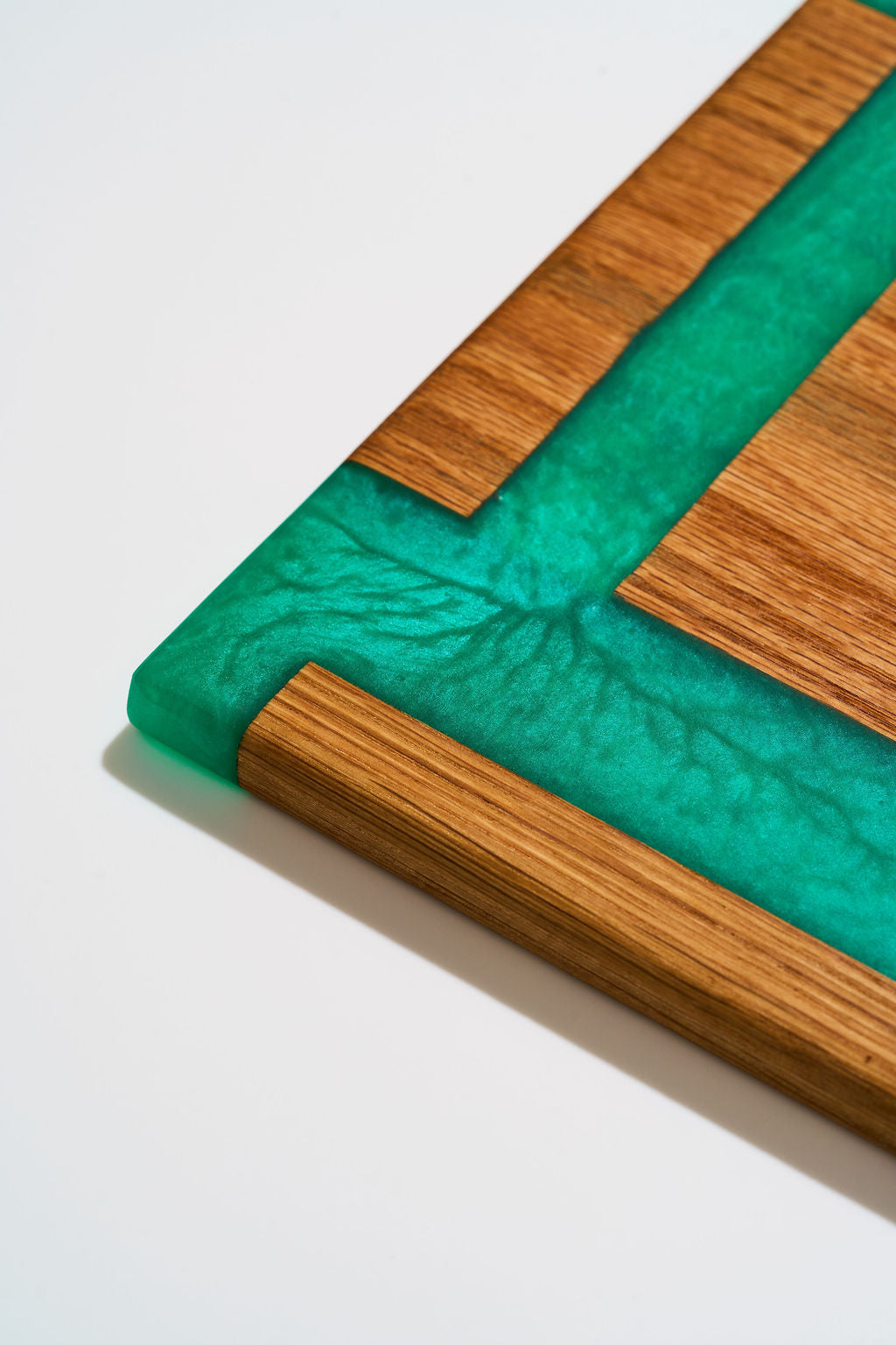 Red Oak & Blue Umbrella Epoxy Serving Board – 15" x 10"