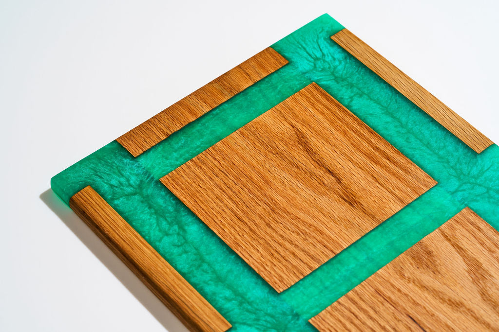 Red Oak & Blue Umbrella Epoxy Serving Board – 15" x 10"